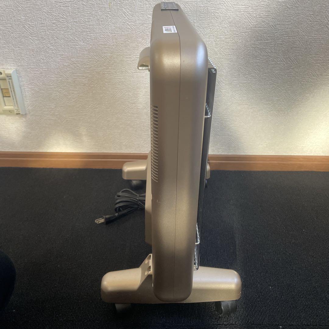 HIKARI JAPAN サンルミエ パネルヒーター 800SD