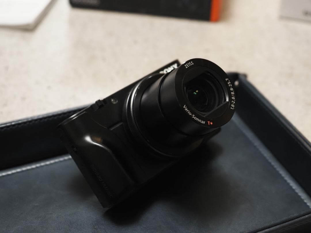 ソニーサイバーショット DSC-RX100M3