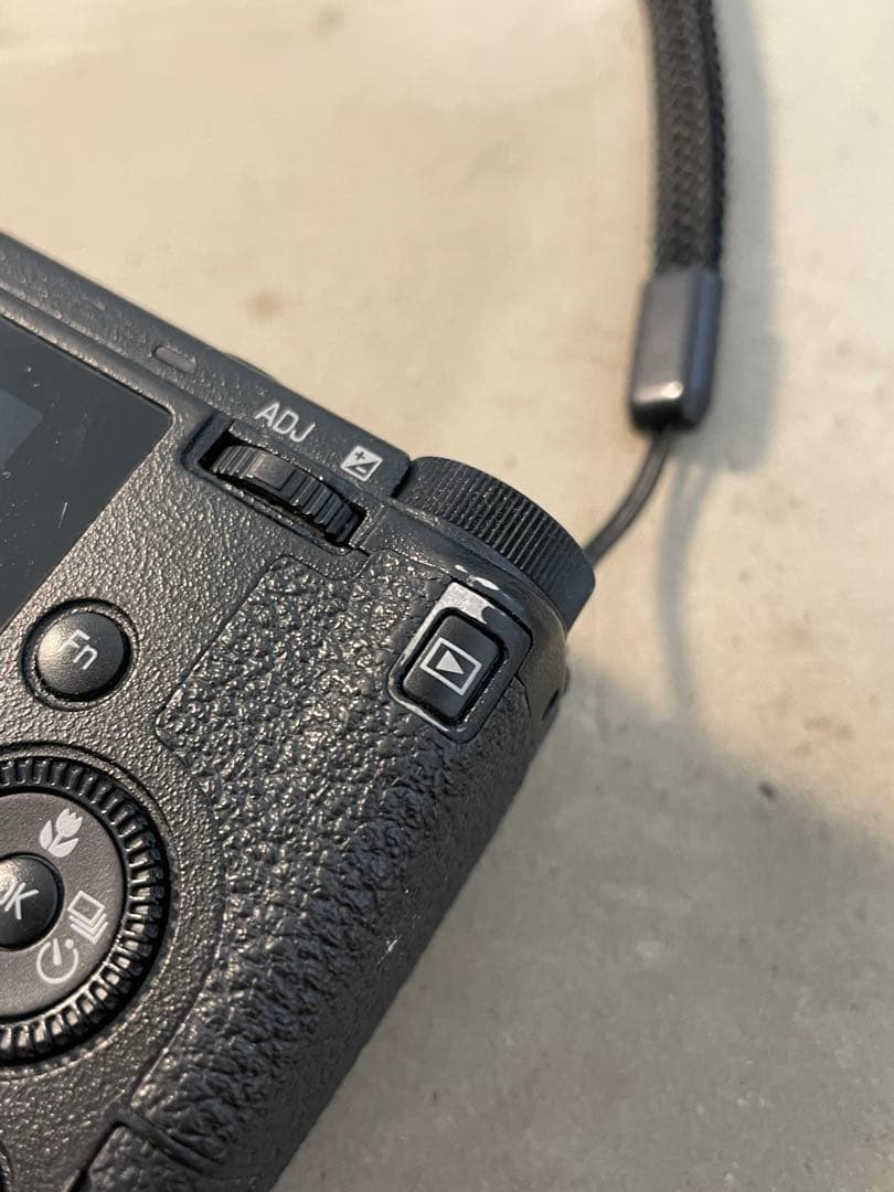 RICOH リコー GR IIIx シャッター9,732回 おまけ・元箱あり