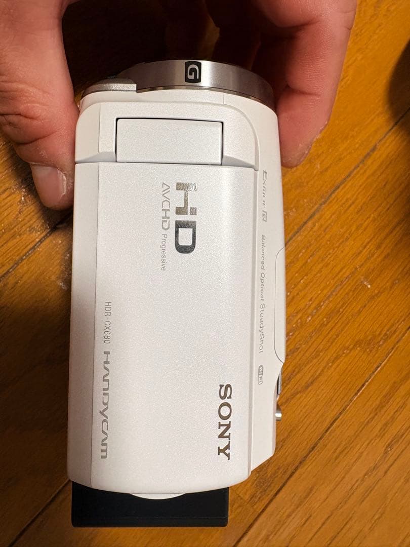 使用回数数回！SONY HDR-CX680 ホワイト ビデオカメラ