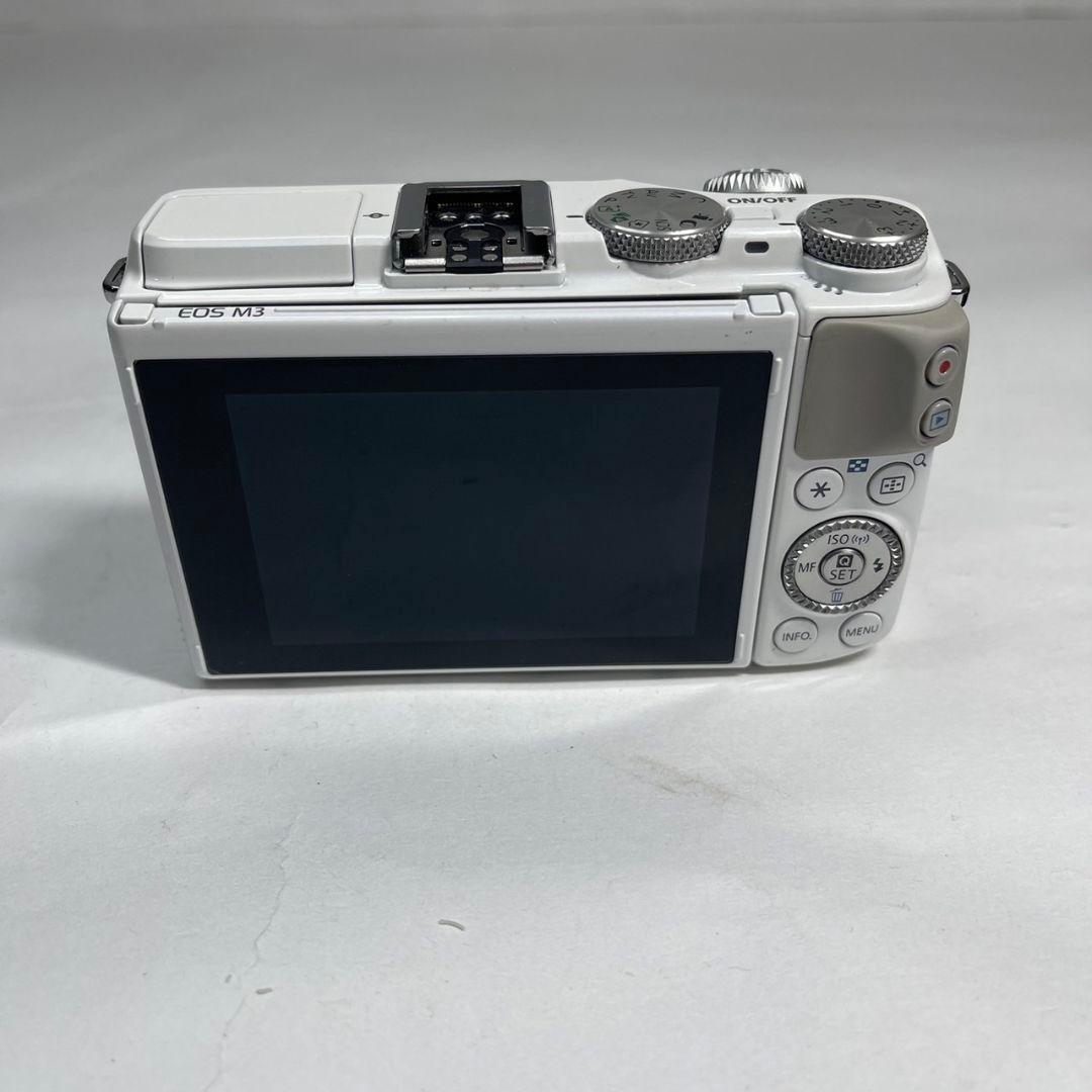 美品 Canon EOS M3 ミラーレス一眼 デジタルカメラ ダブルズーム