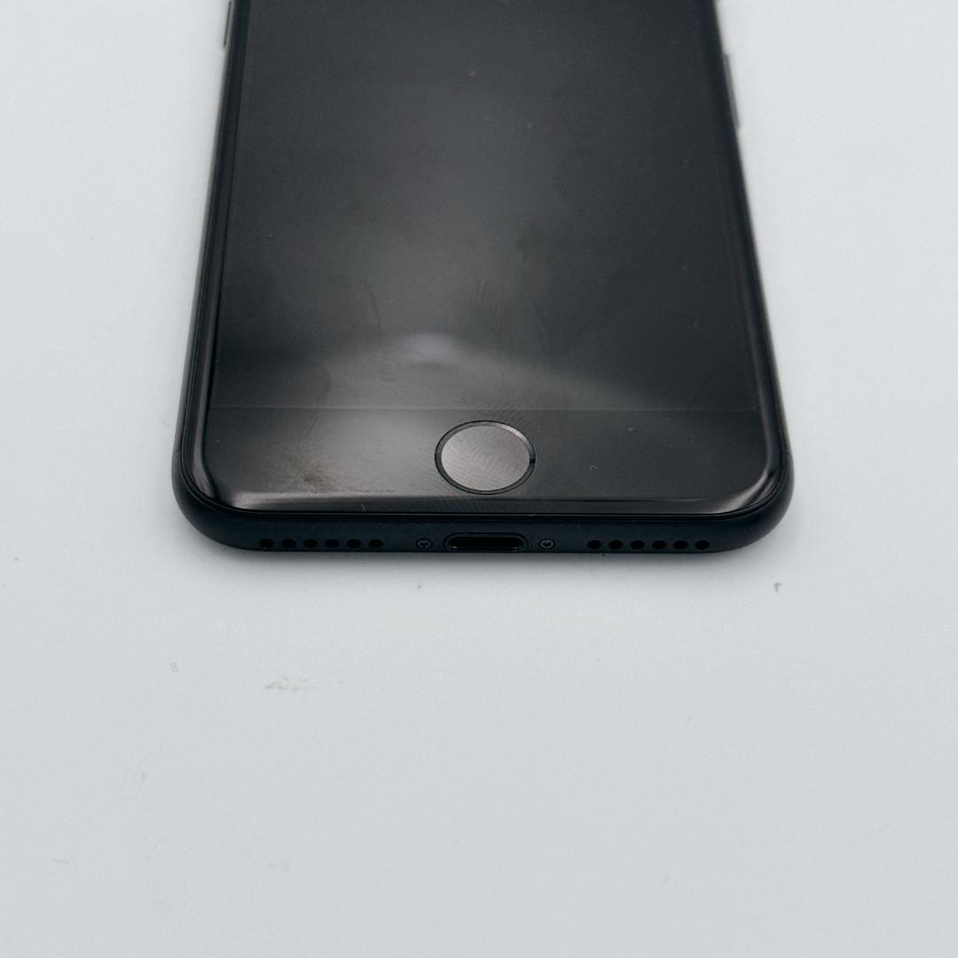 【美品】Apple iPhone7 ブラック NNCK2J/A 128GB