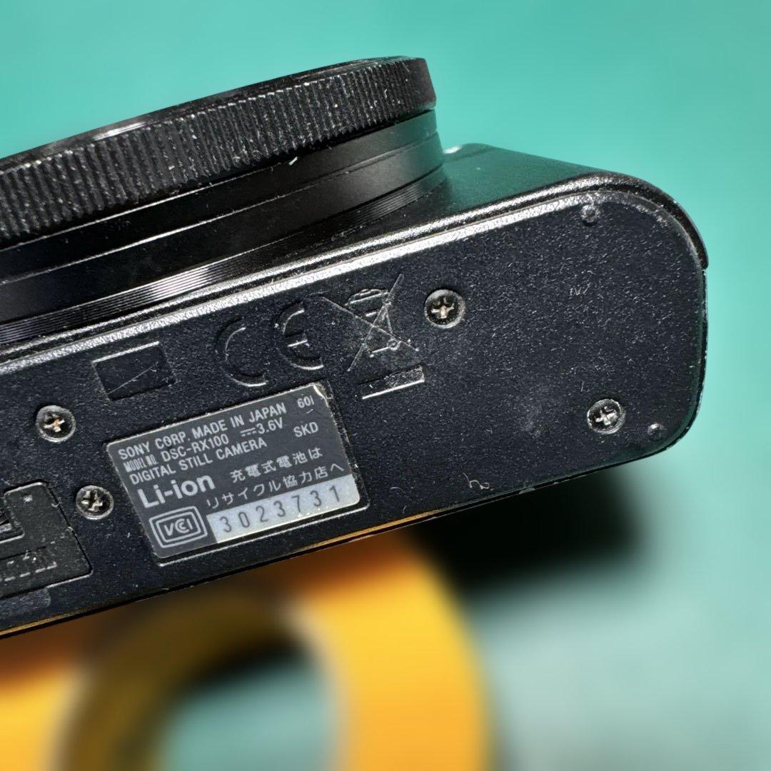 SONY DSC-RX100 デジカメ　ソニー