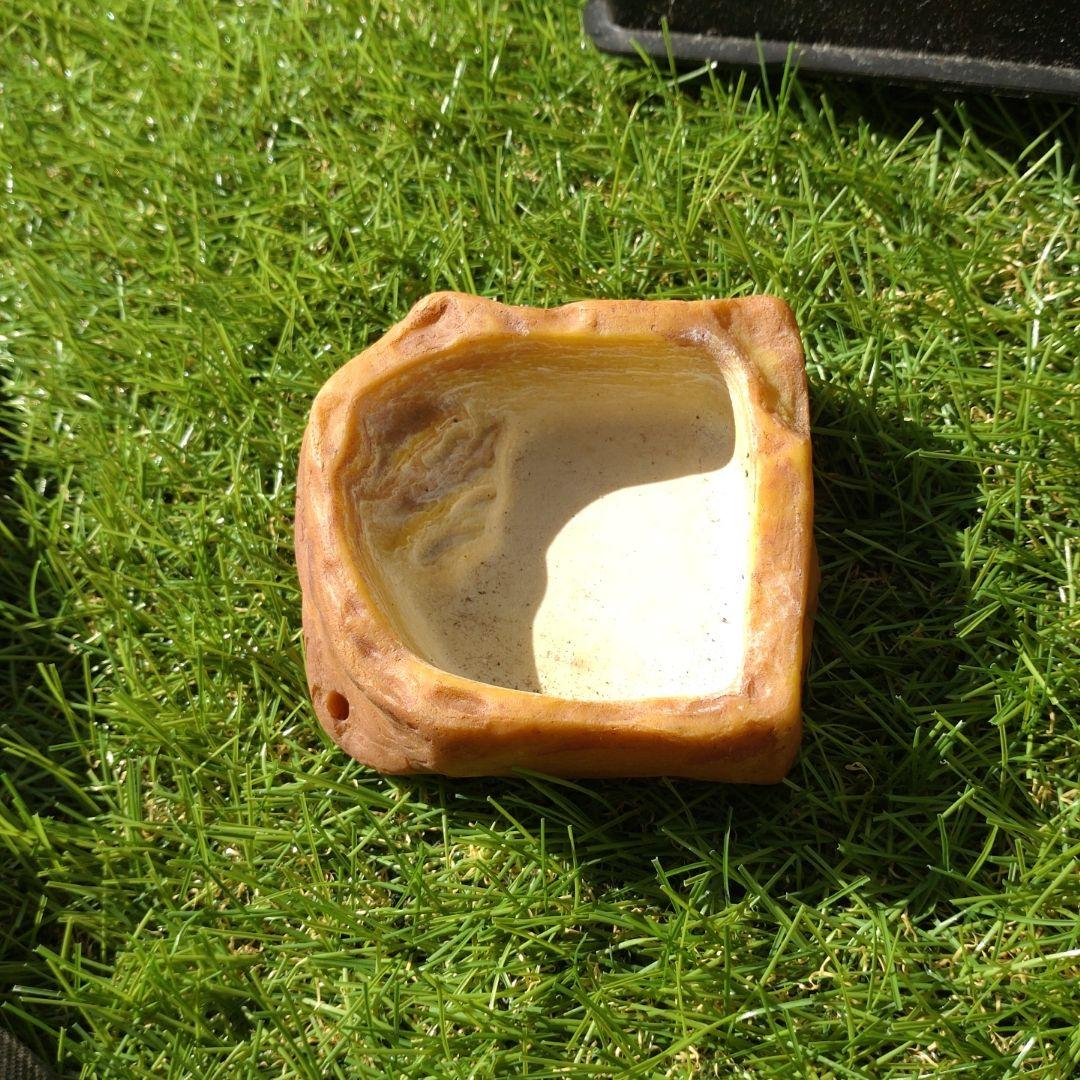 100V 10W ソーラーパネル 株式会社とり商会