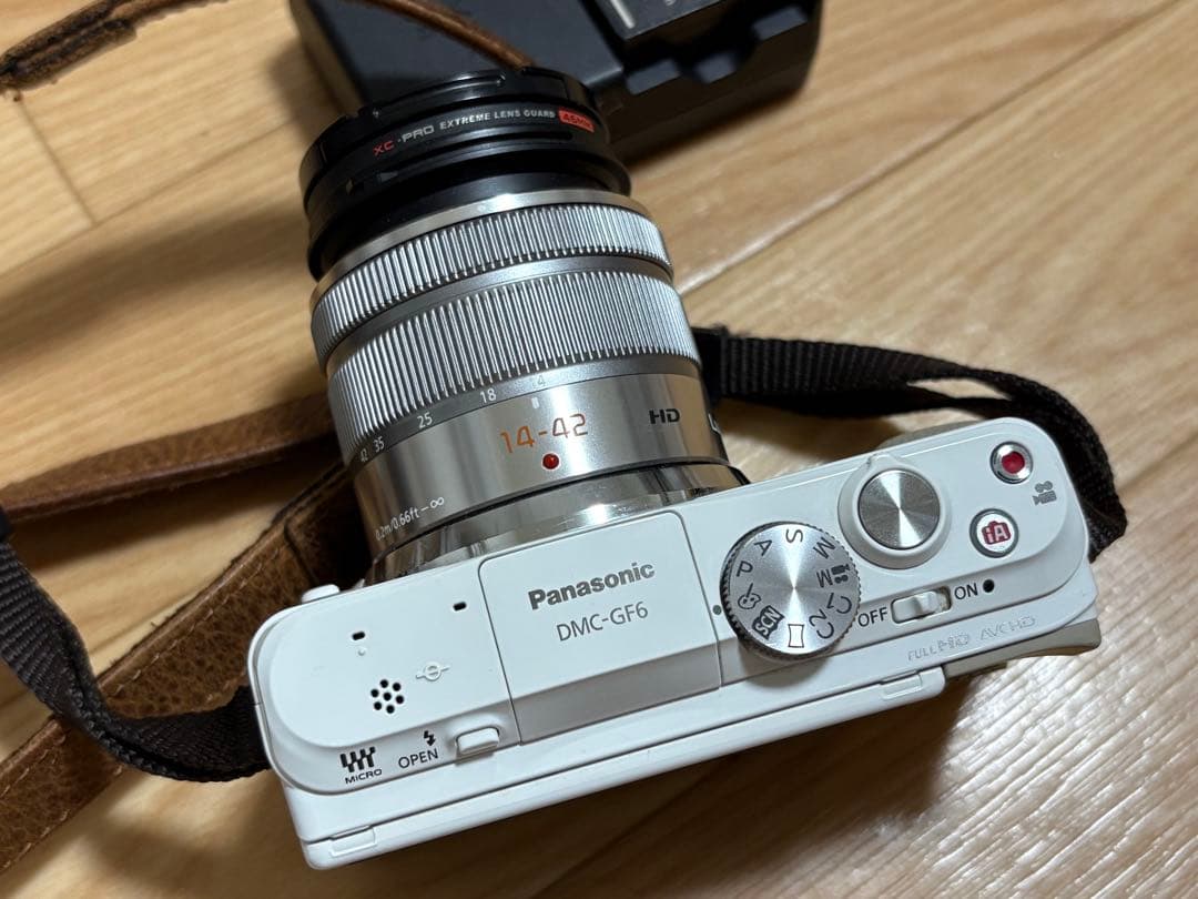 美品 Panasonic パナソニック LUMIX DMC-GF6 ミラーレス