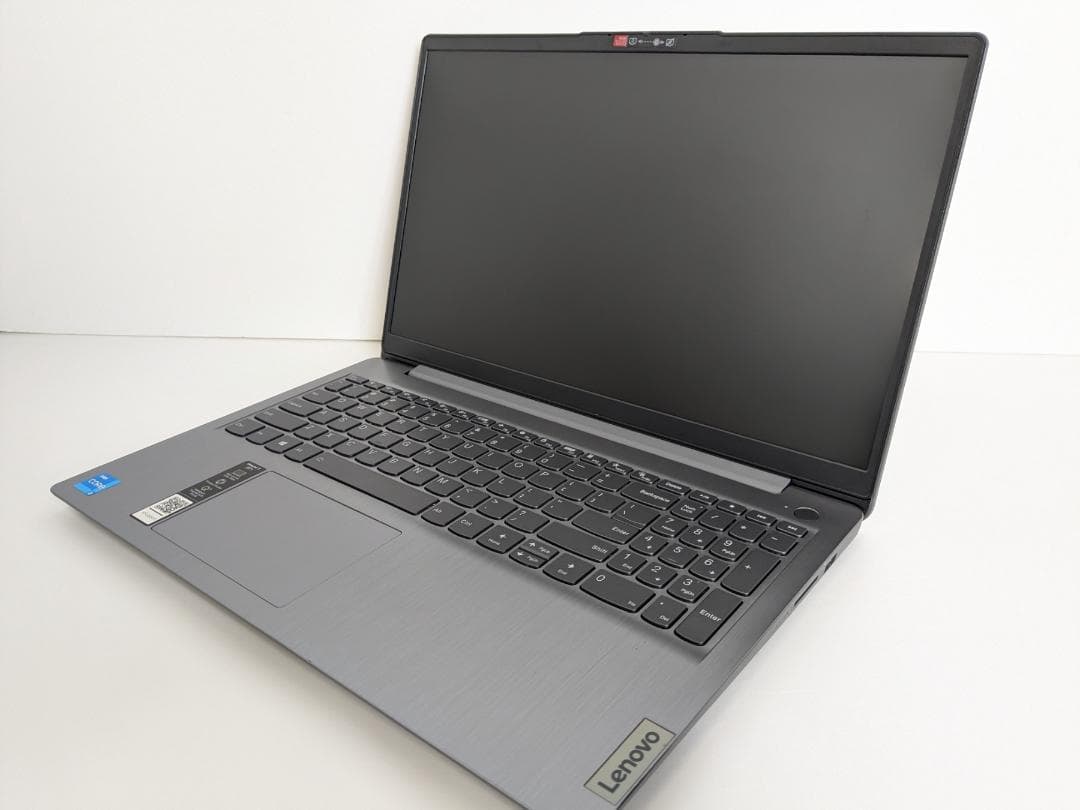 美品 Lenovo IdeaPad3 15ITL6 第11世代Intel SSD