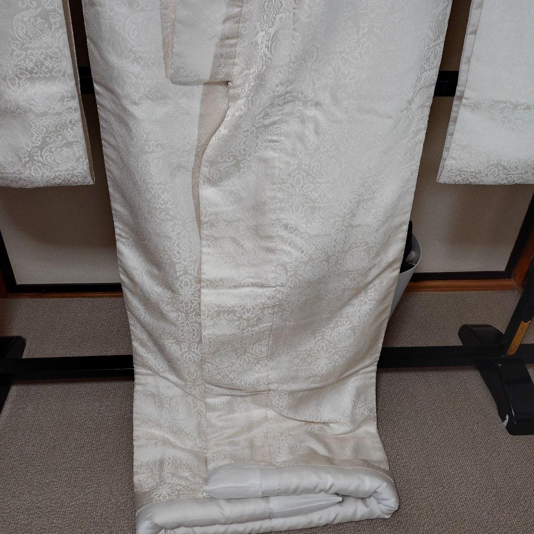 三つ紋白無垢 華紋柄打ち掛けL