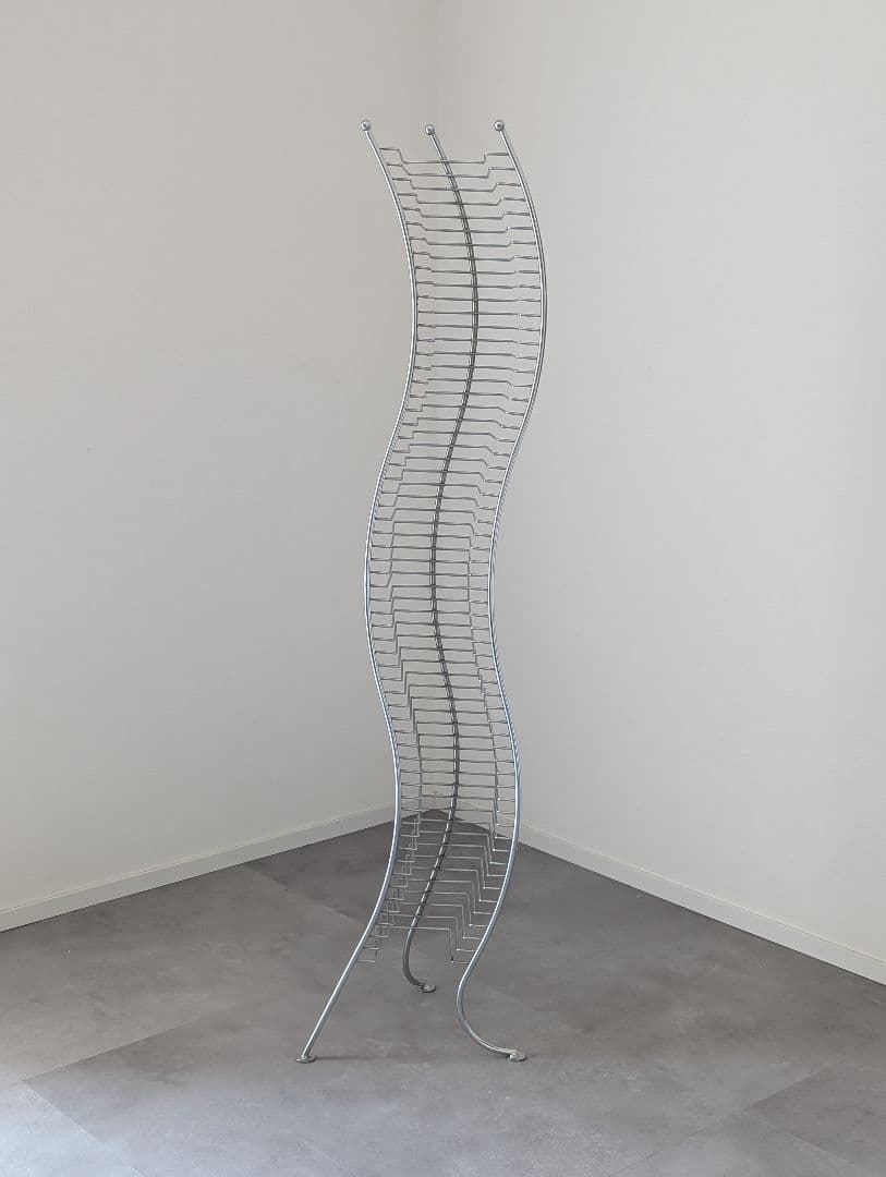 USED/ポストモダン ウェーブデザイン CDラックタワー オブジェ