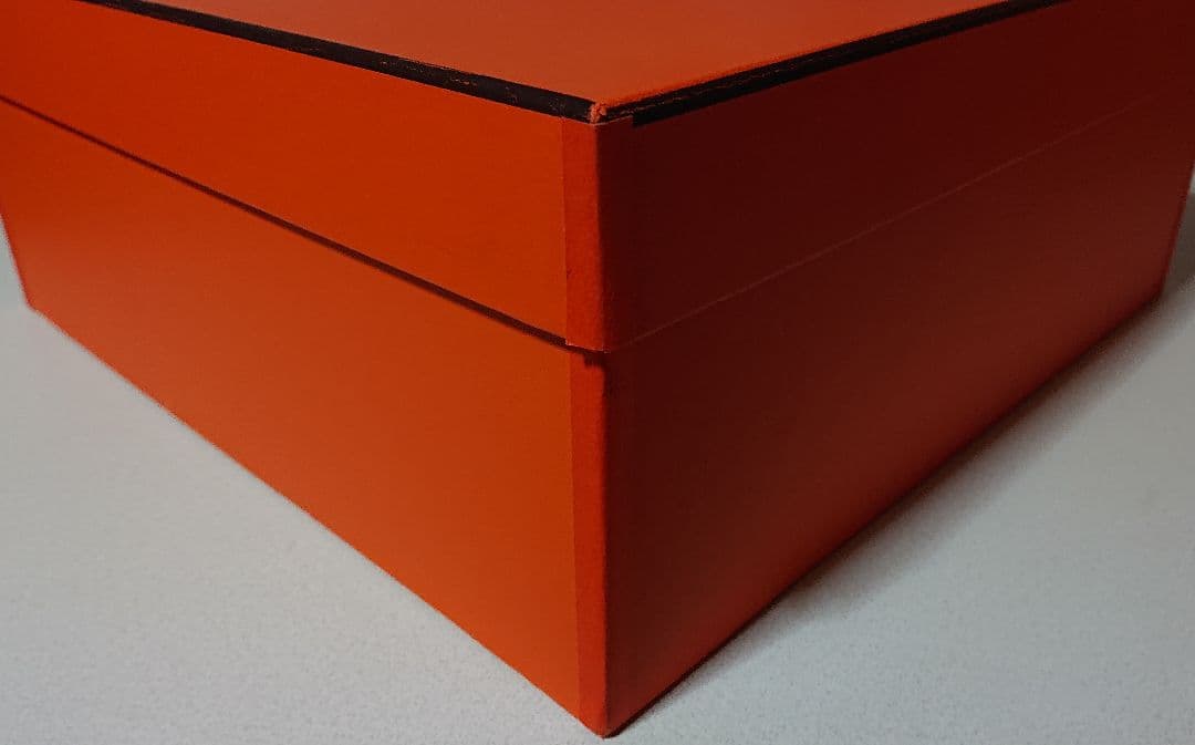 HERMES 空き箱 約43×43×17cm