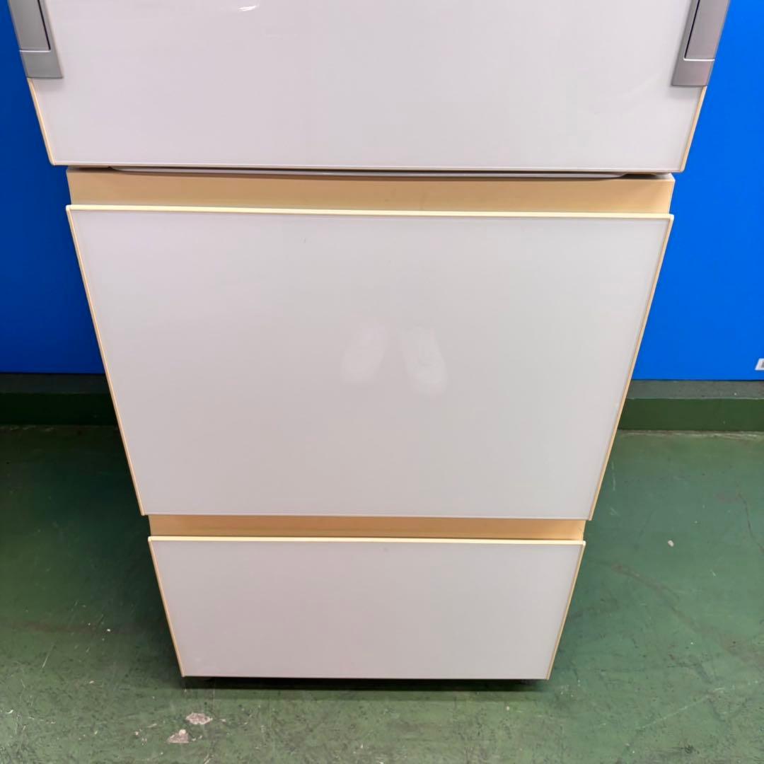 667 SHARP どっちもドア　大型冷蔵庫　300L強　自動製氷　ガラスパネル