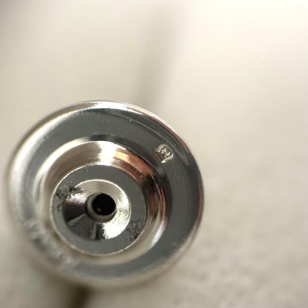 024【ミキモト】シルバー　パール　ピンブローチ　イルカ