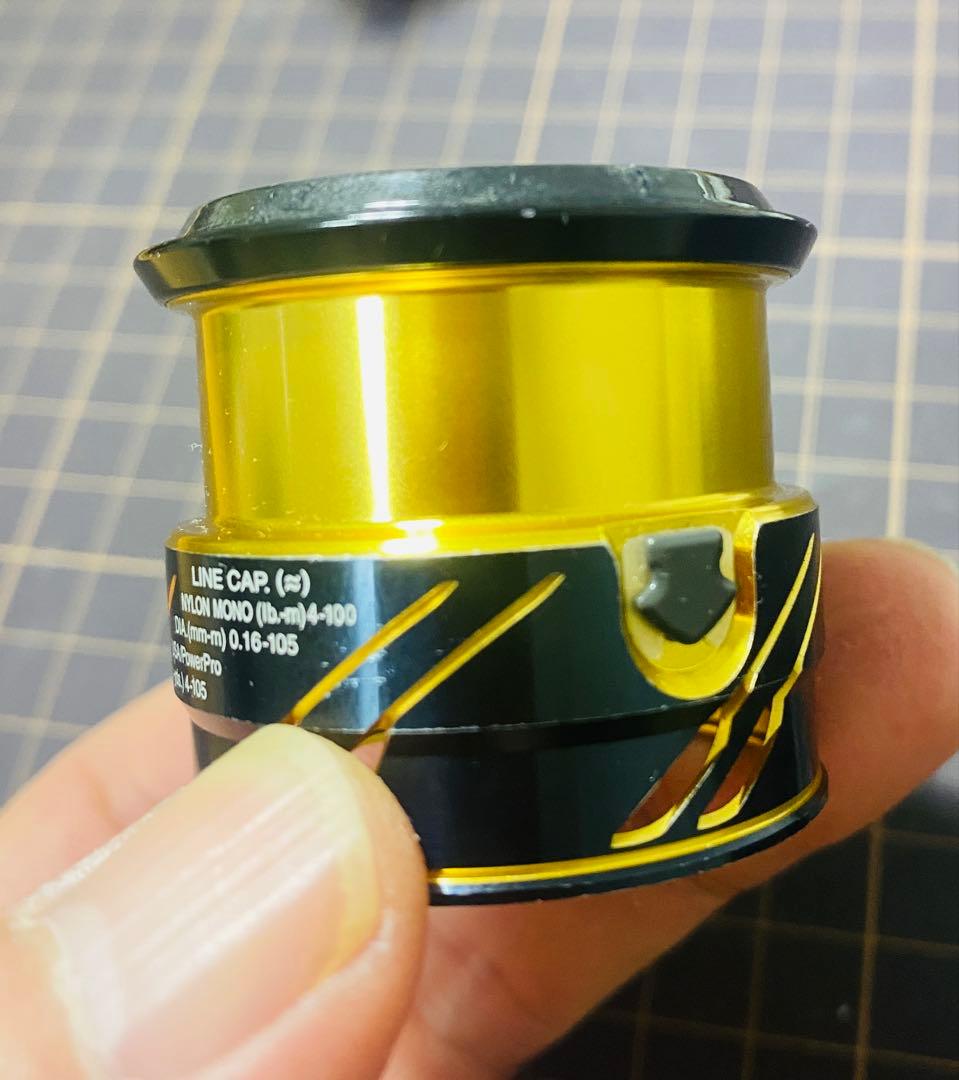 シマノShimano 16ヴァンキッシュVanquish C2000S リール