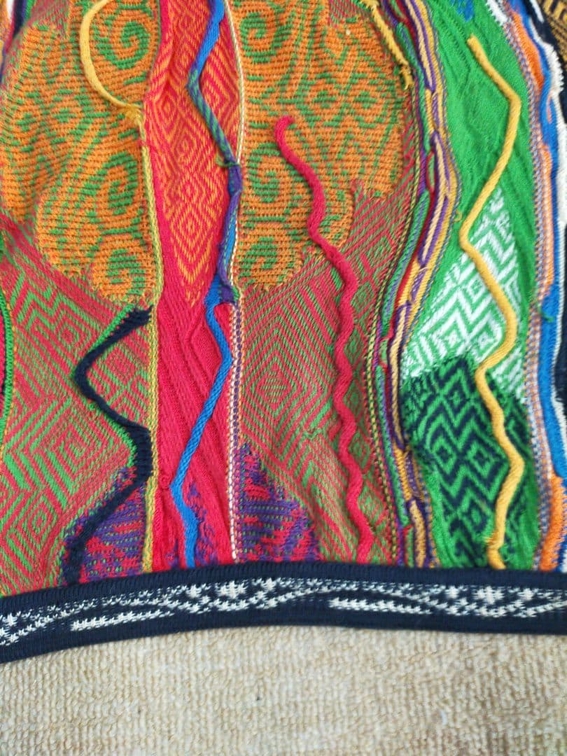 クージーニット幾何学模様 セーター( M)