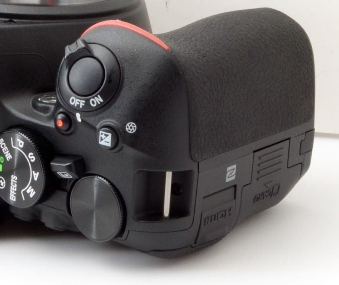 S数約1400回！Nikon D5600★Wi-Fi内蔵★超美品★すぐ使える