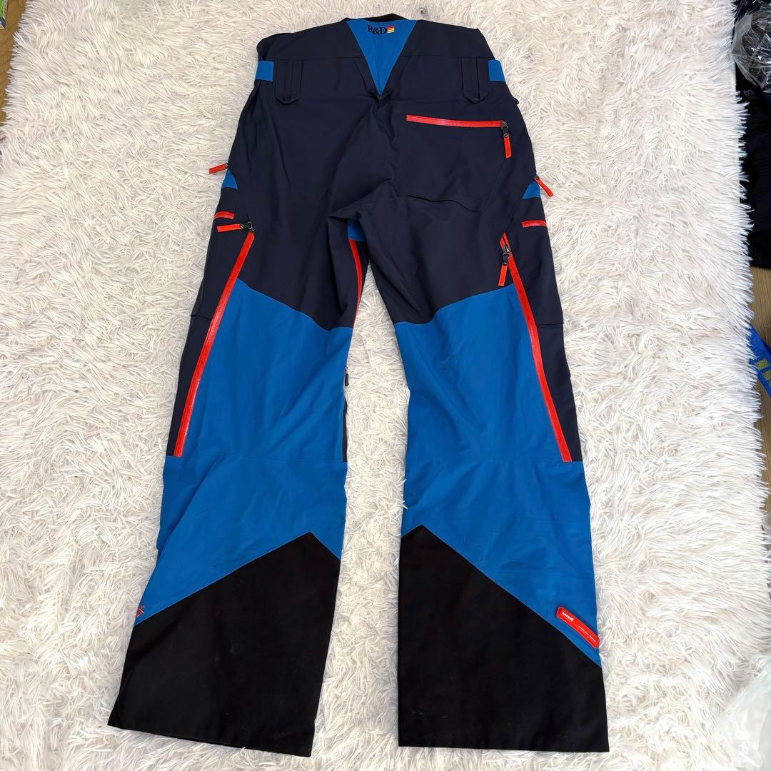 ピークパフォーマンス R&D セットアップ ゴアテックス HELIGRA VJ