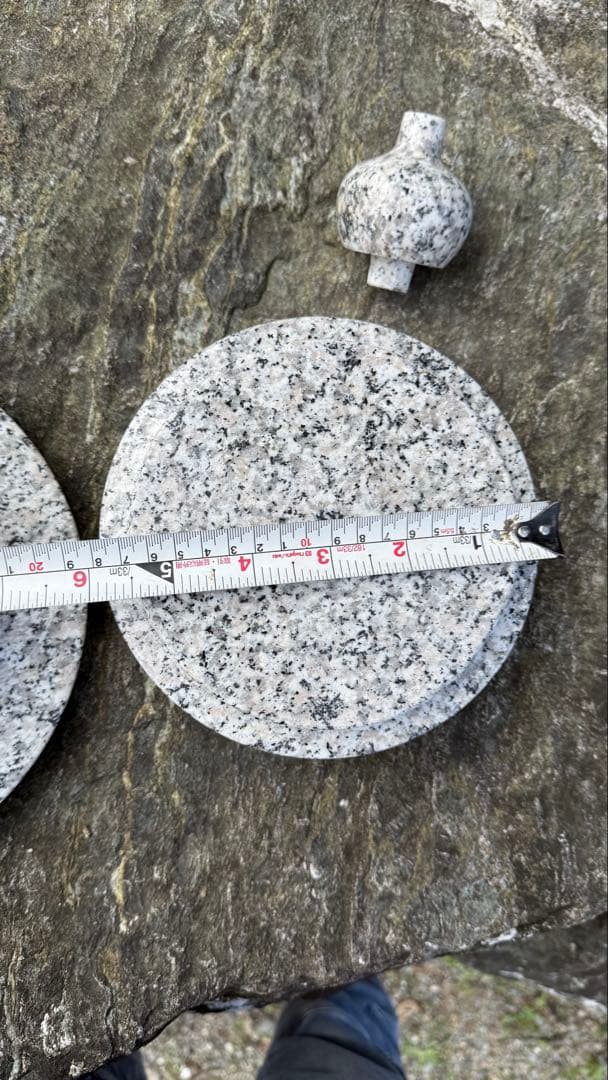 御影石製 置き燈籠 古民具 造園資材 オブジェ