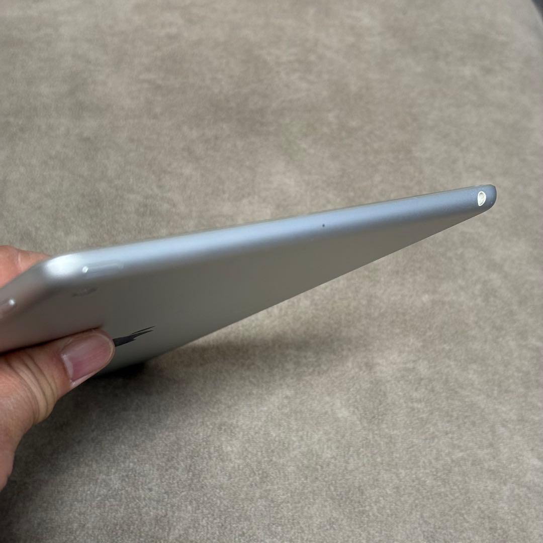 ★Apple iPad 第７世代 Wi-Fi 128GB☆程度良好☆★