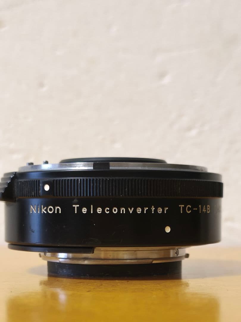 最終価格　Nikon ED AF NIKKOR 300mm F2.8　単焦点