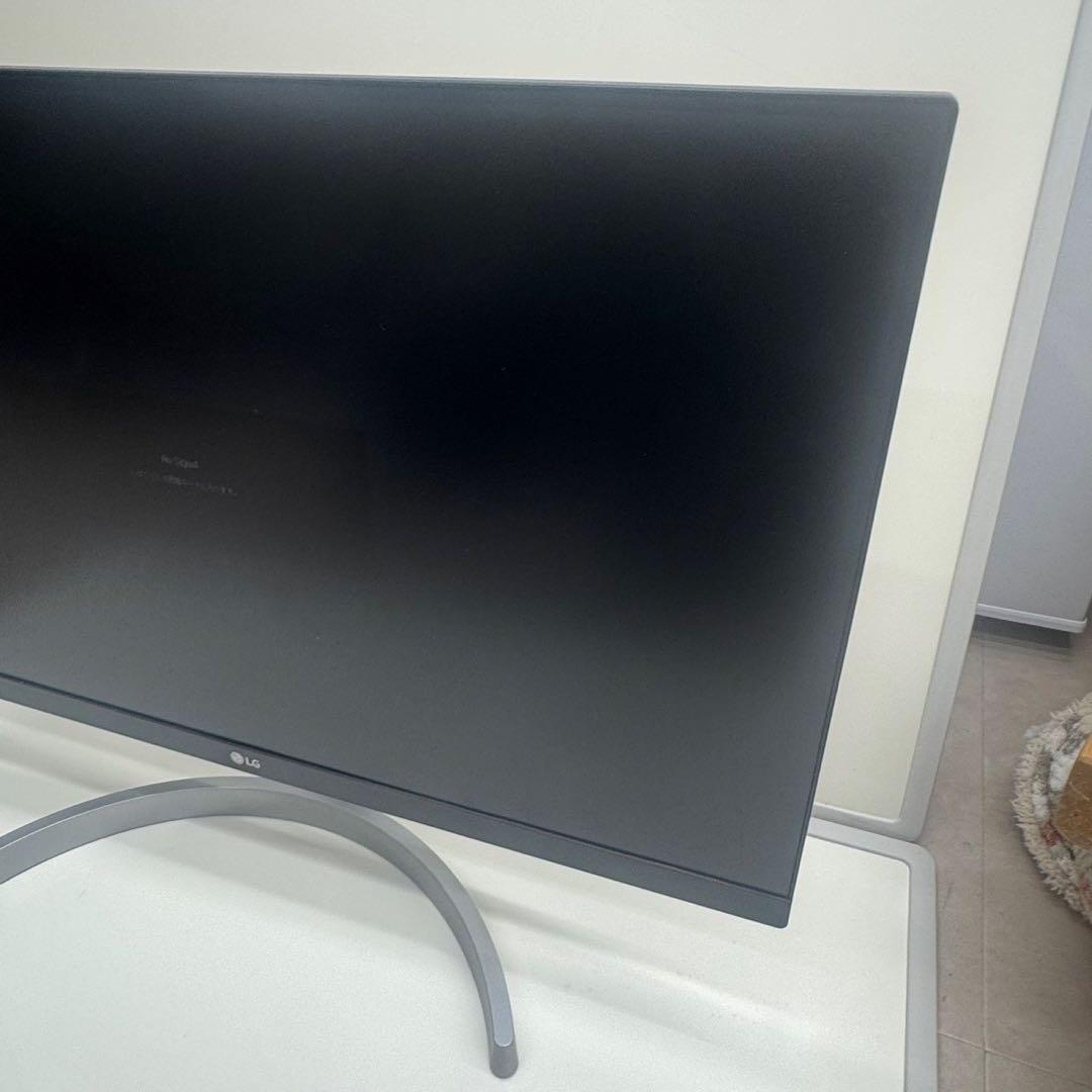 【極美品】LG 23.8インチ フレームレスモニター 24ML600S-W