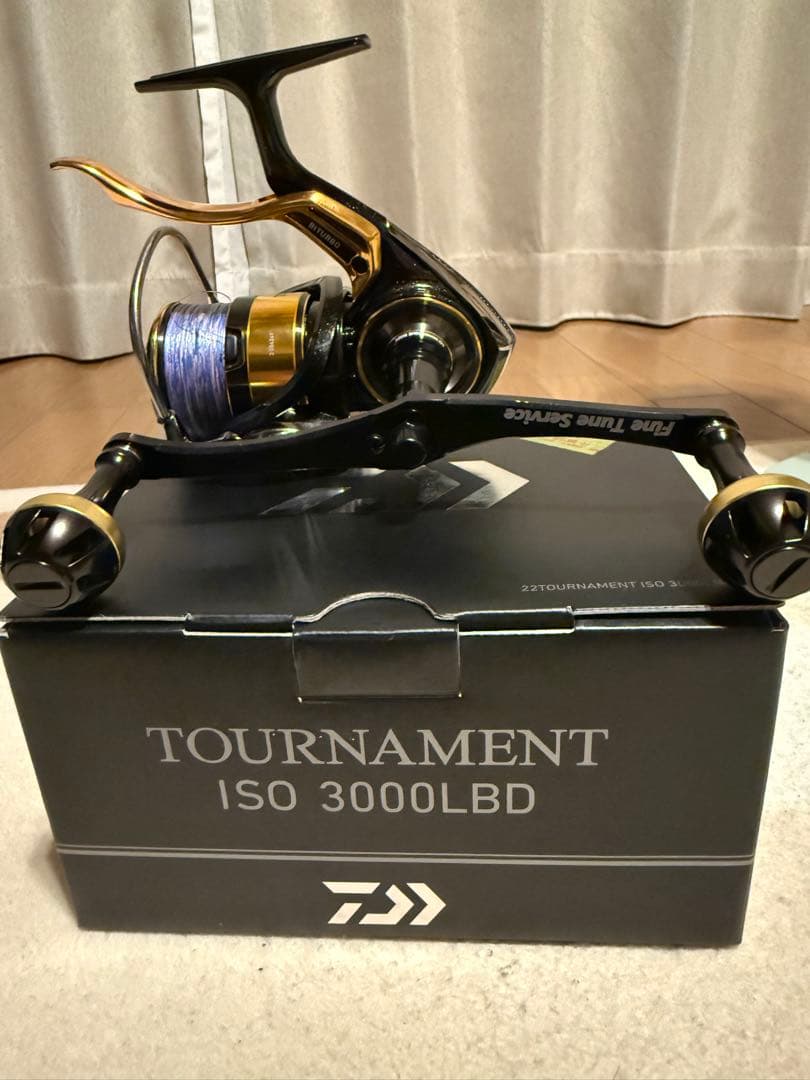 リール Daiwa TOURNAMENT ISO 3000LBD