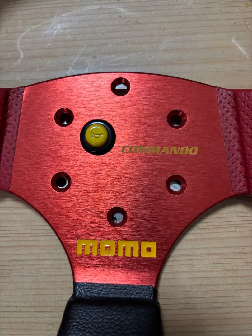 MOMO COMMANDO モモ コマンド 34Φ レッド×ブラック