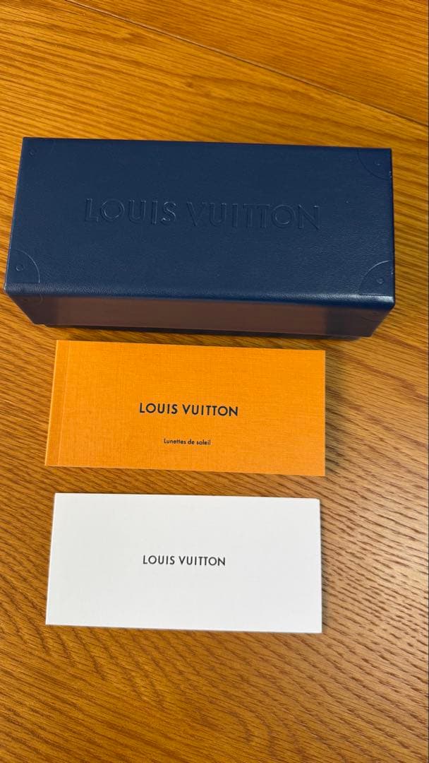 【正規品 】ルイヴィトン サングラス 美品 ケース付
