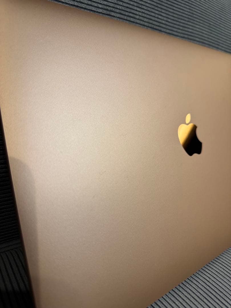 Apple MacBook Air 13ピンクゴールド