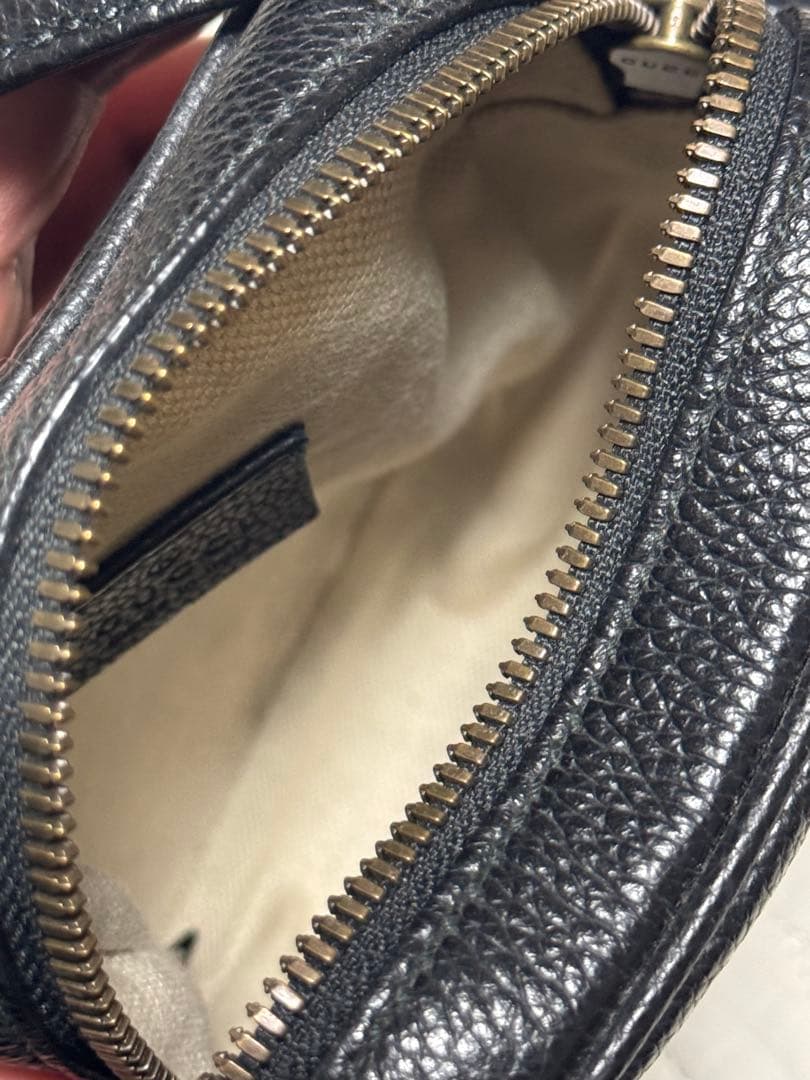 I*H様 GUCCI（グッチ）メッセンジャーバッグ 品番574803