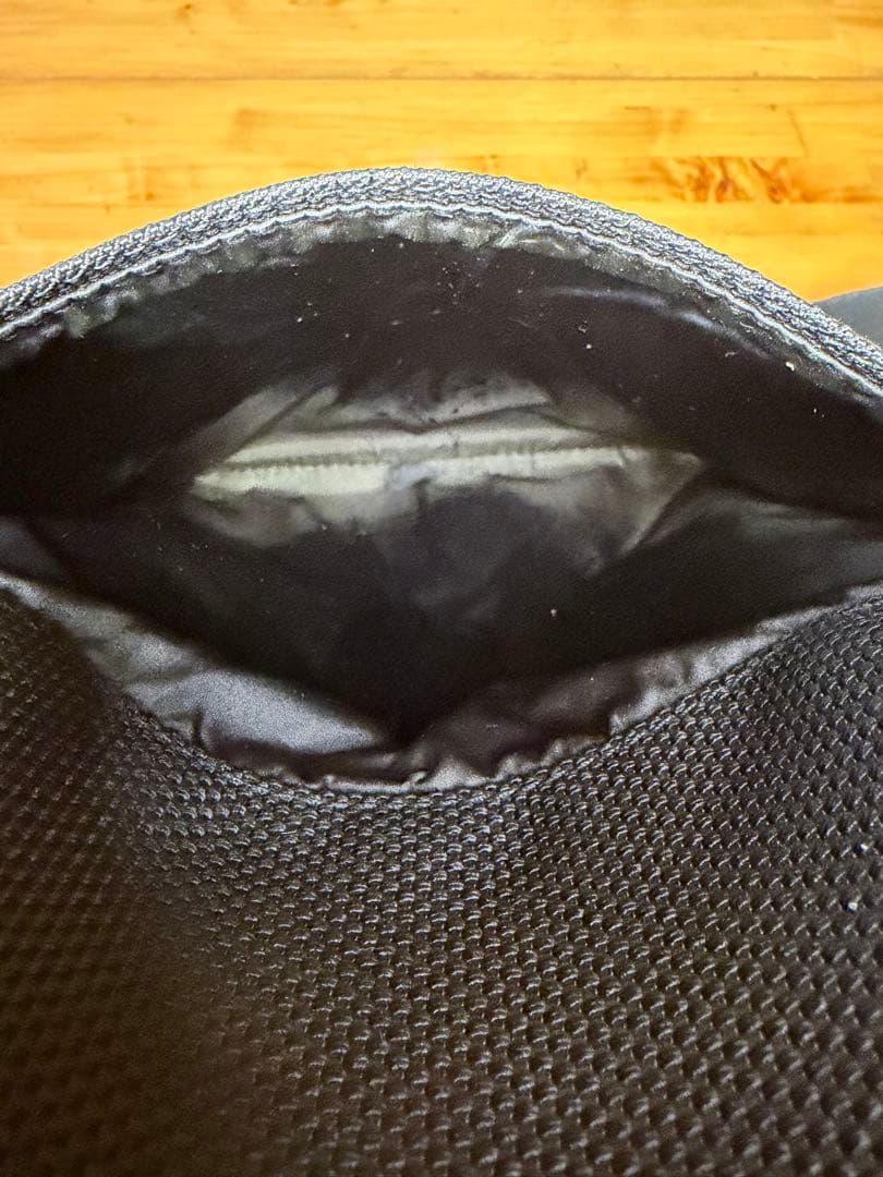 LOUIS VUITTONルイヴィトン　ショルダーバック