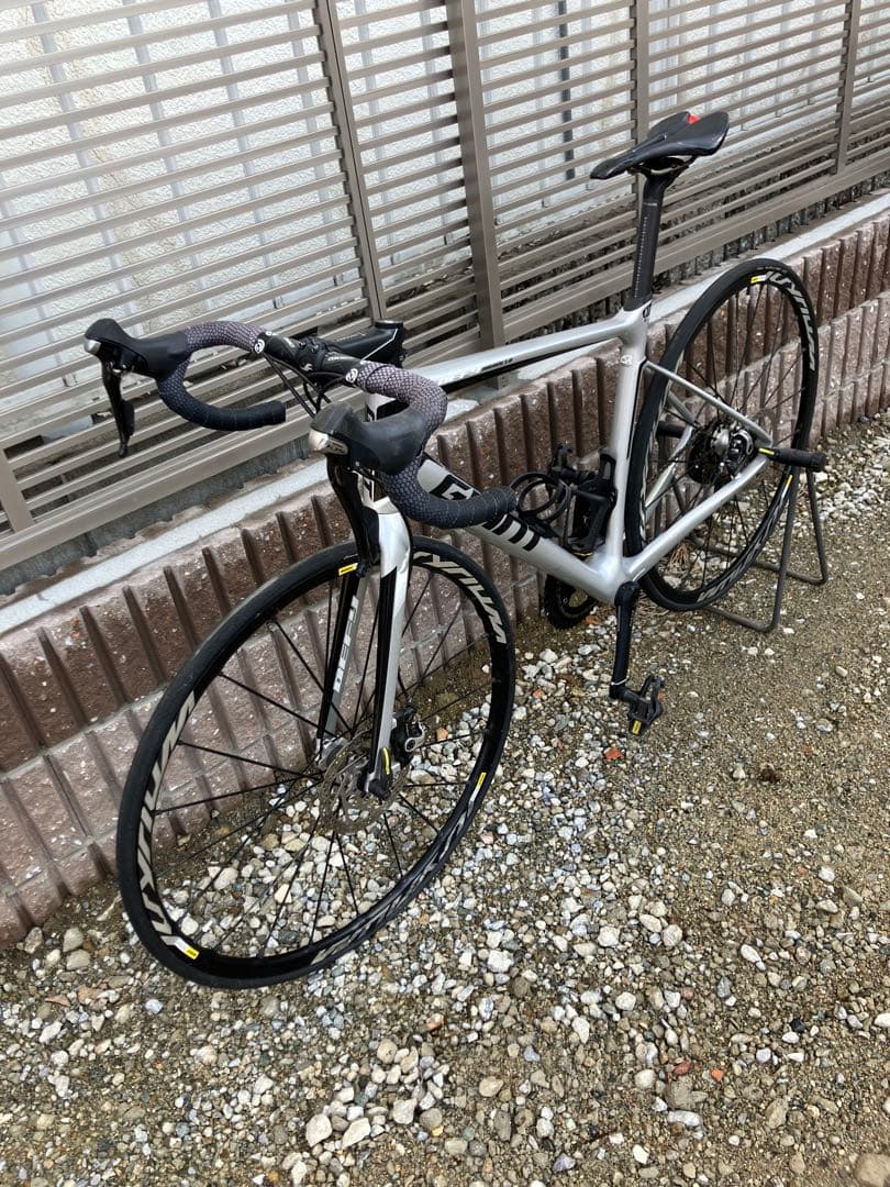 【送料相談特価】Giant ロードバイクDEFY ADVANCED2 Mサイズ