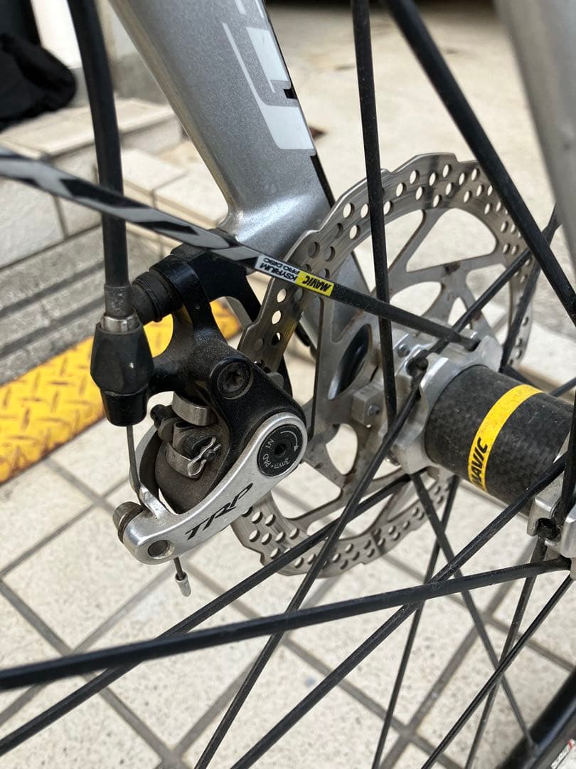 【送料相談特価】Giant ロードバイクDEFY ADVANCED2 Mサイズ