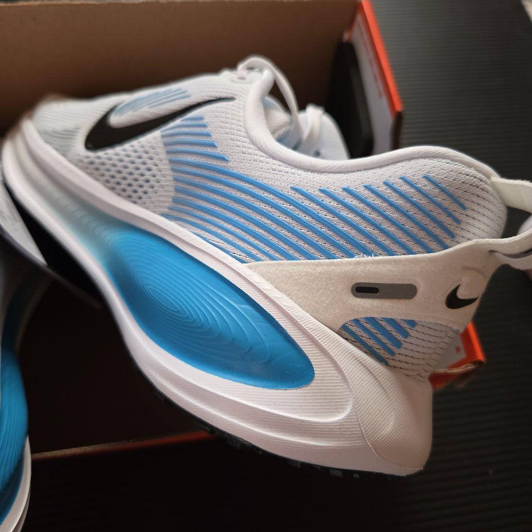 未使用❗ナイキ VOMERO 18 (GS) 23.5cm