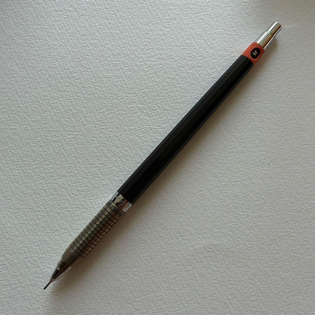 ぺんてる　メカニカ　0.3mm