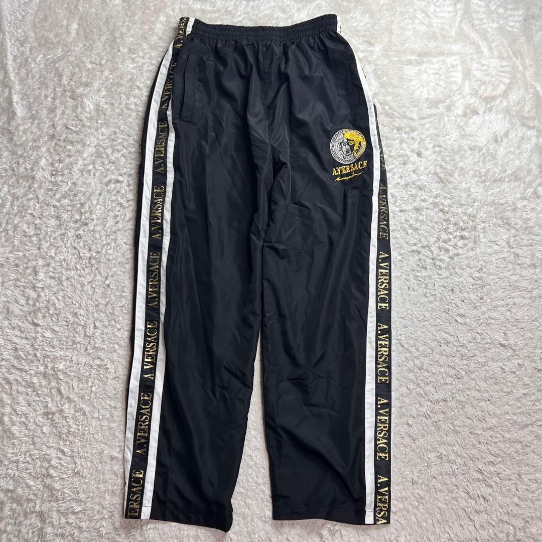 A.VERSACE ヴェルサーチナイロン セットアップ メデューサ 刺繍 上下L