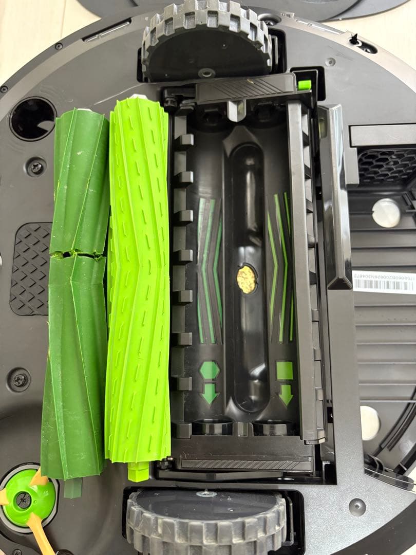 iRobot Roomba i7+ 自動ゴミ収集機能付き i755060