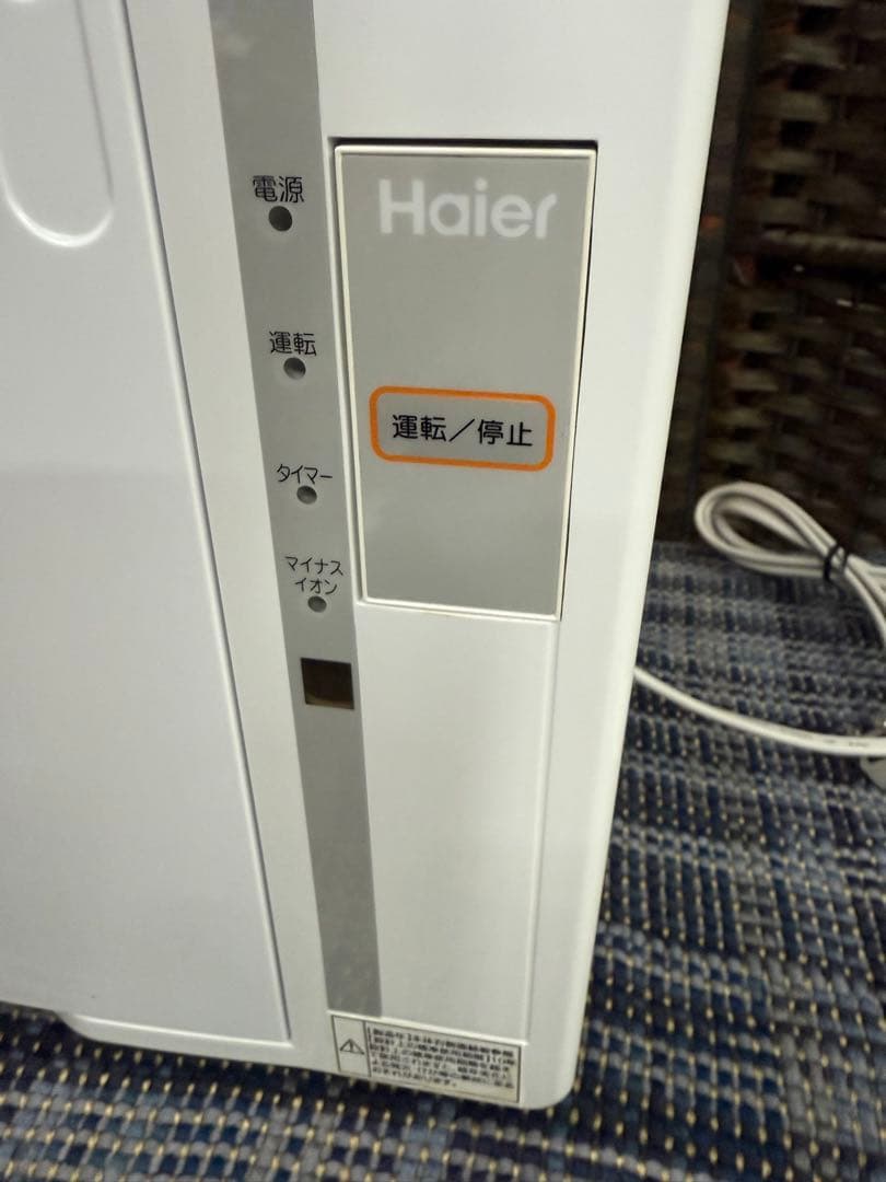 【シーズンオフの為お安くしております】ハイアール　ウインドエアコン　JA-16S