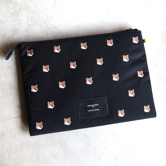 メゾンキツネ パソコンケース タブレットケース (15-16インチ)