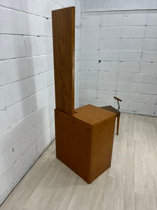 アクタス　ドレッサー&スツールset