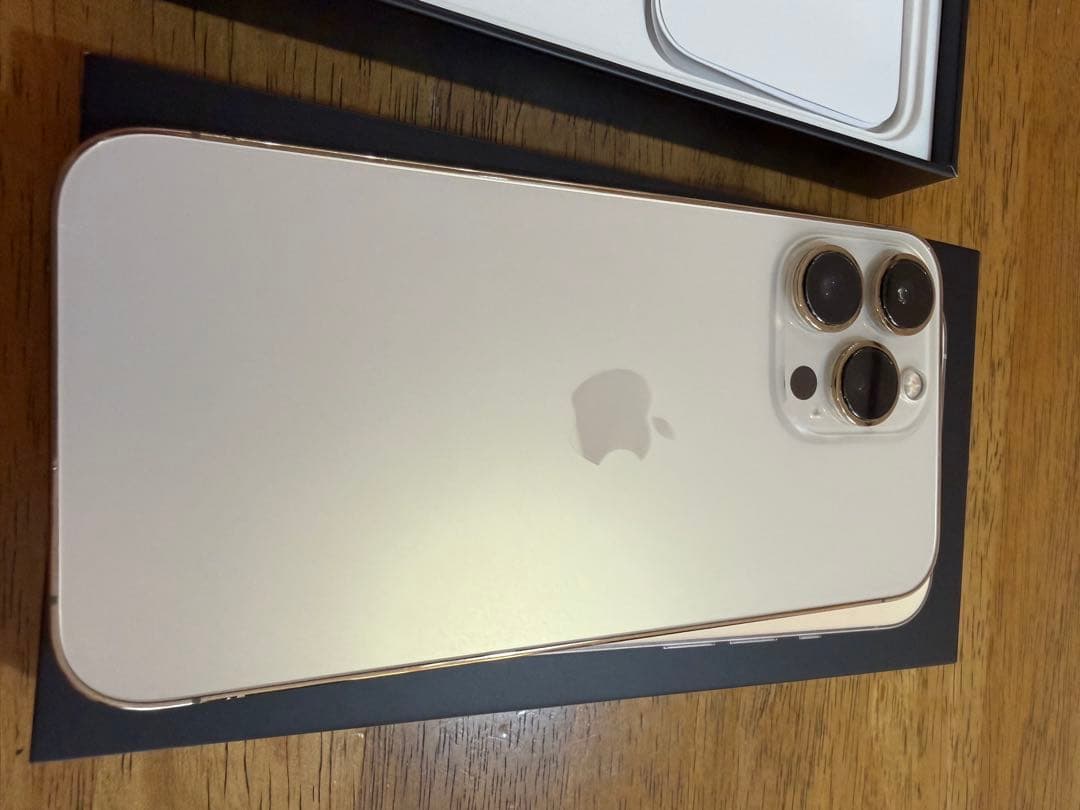 Apple iPhone 13 Pro 256GB ゴールド 本体