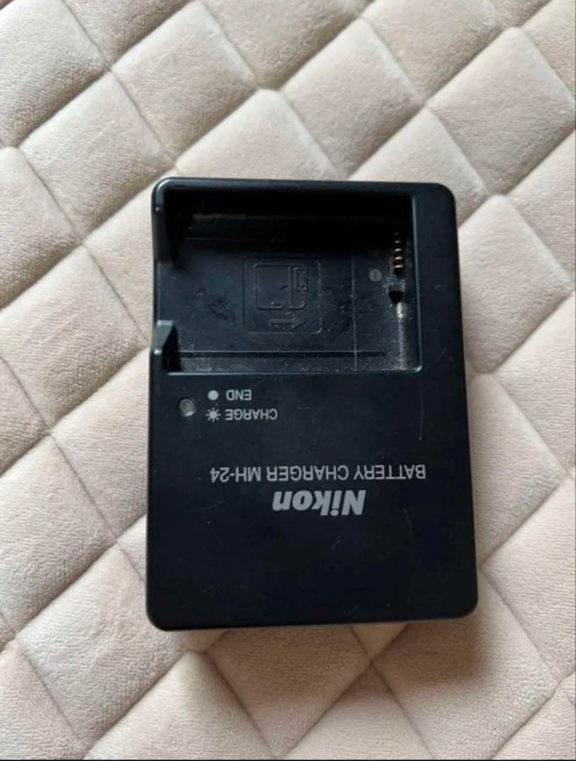 R*S様 Nikon D5300 レッド レンズ付き