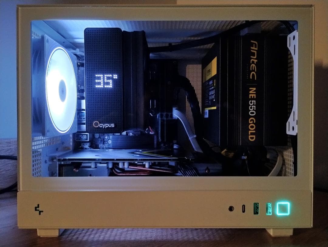 ゲーミングPC/Core i7 8700/RX5600XT/メモリ16G/小型