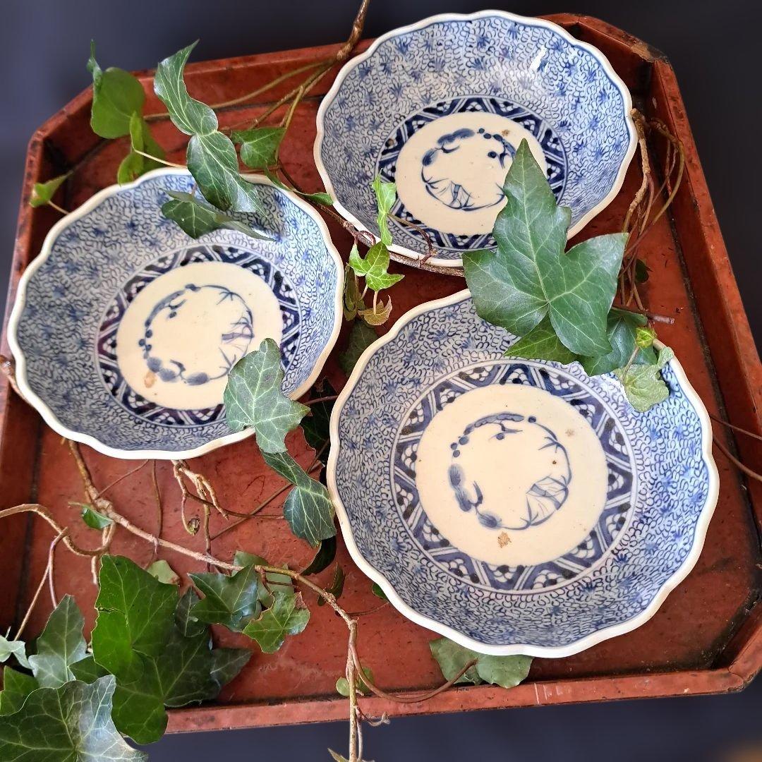 「人気の微塵(みじん)唐草文」 古伊万里皿(直径15.5cm) 3客セット 骨董