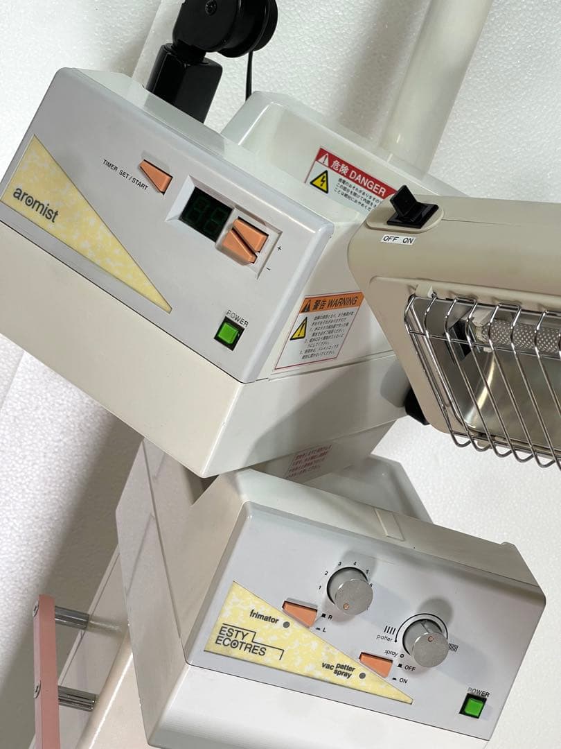 遠赤ベルインフラ付き♪ タカラベルモンド　エスティーエコトレ　美顔器　エステ