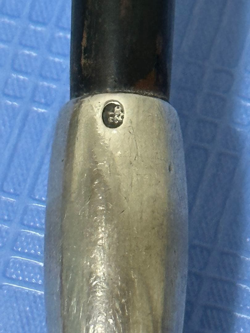 提げ物 煙管入れ 時代物 キセル 喫煙具 煙管筒 根付 銀製 前金具 金无垢