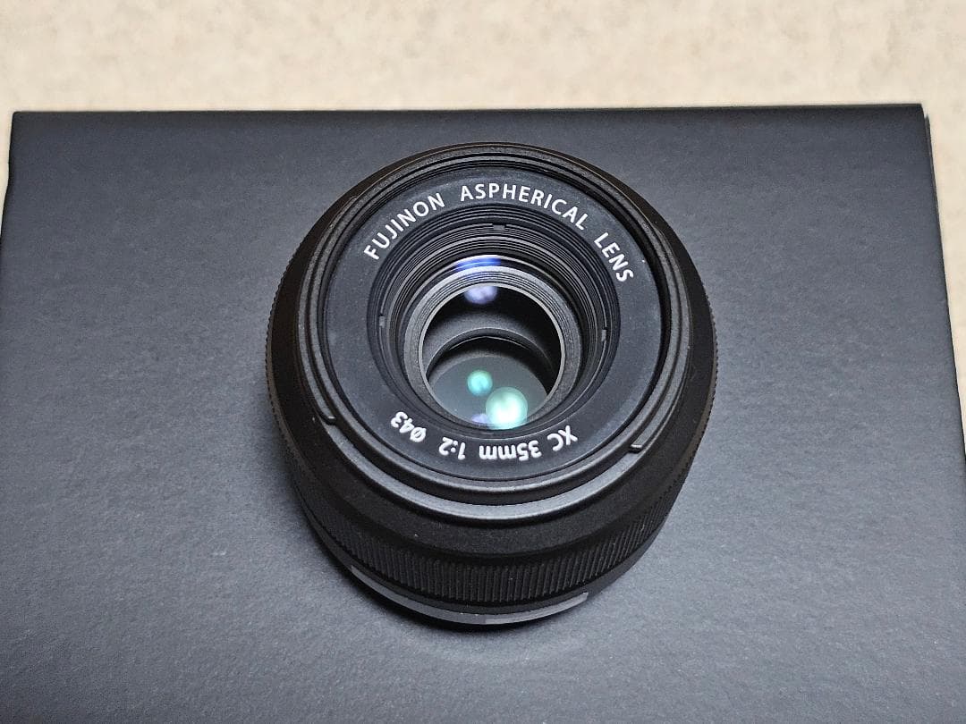 【中古美品】FUJIFILM X-S10、XC35mmF2・純正レンズフード