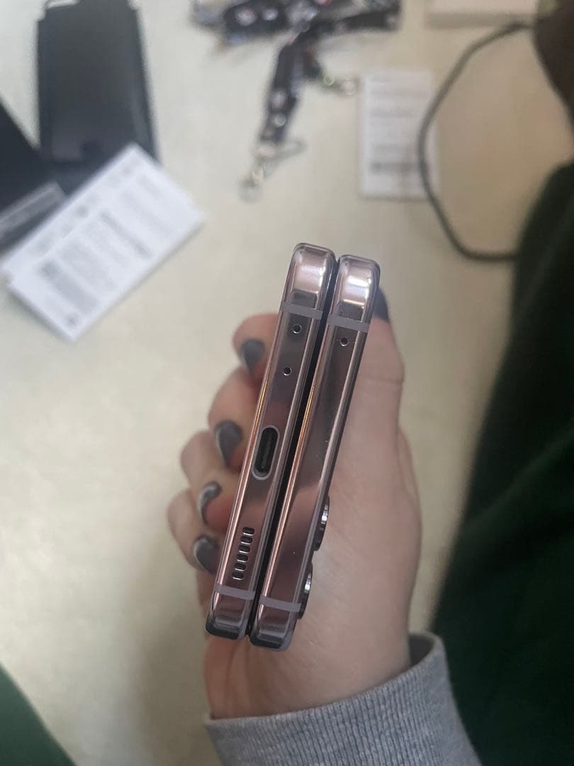 ナツ竹中Samsung Galaxy Z Flip5パープル 本体