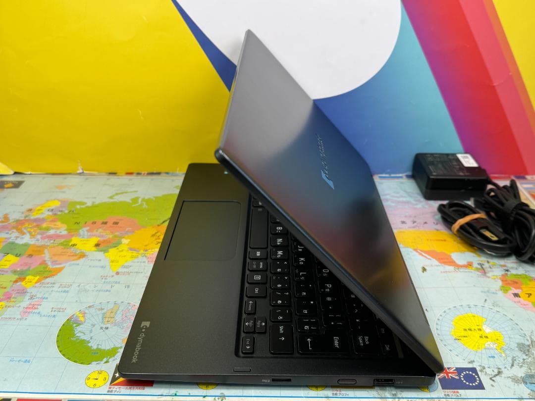 i7・16GB・512GB 東芝 V83/HS タッチパネル ノートPC 極美品