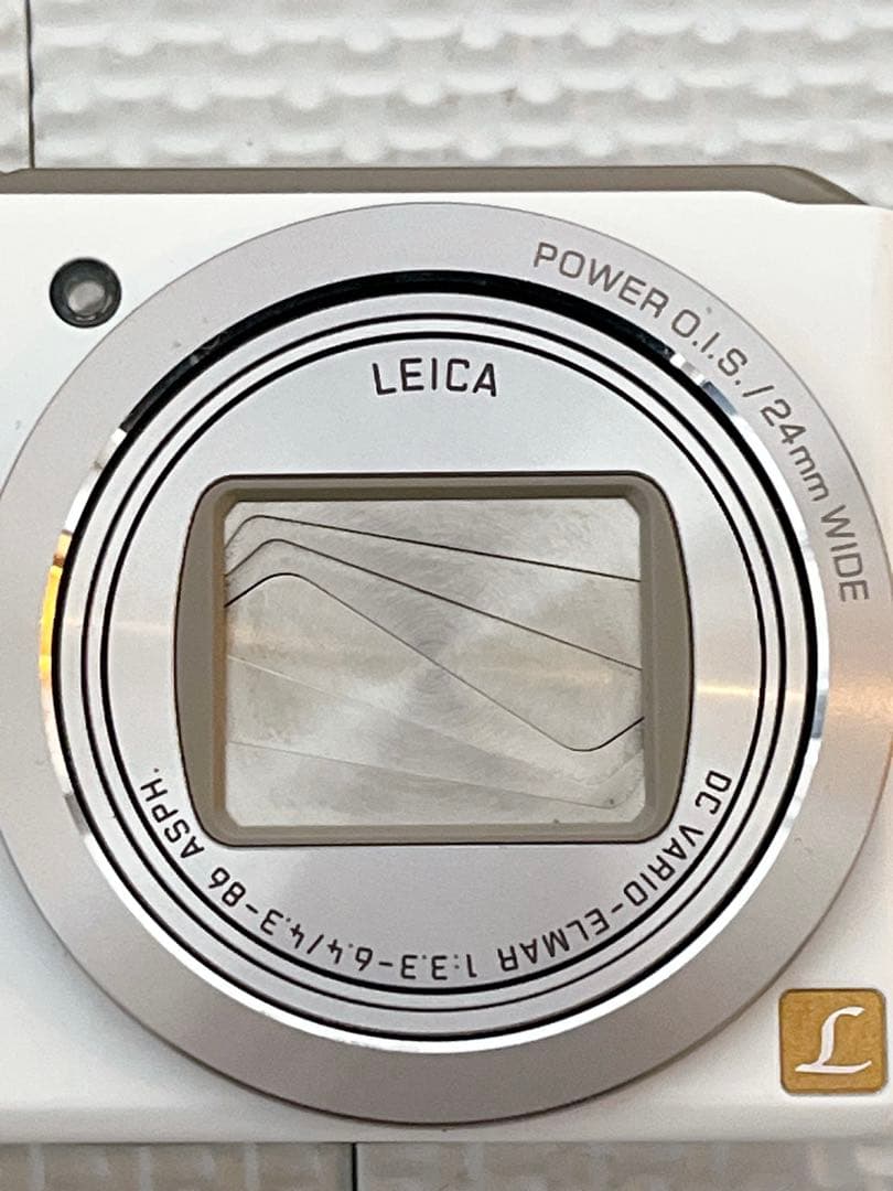 【美品】Panasonic LUMIX DMC-TZ40 デジカメ ホワイト