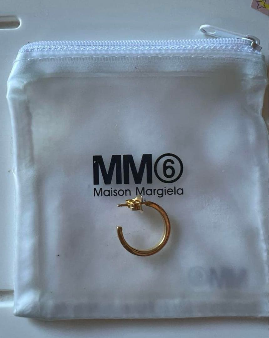MM6 Maison Margiela ゴールド フープピアス（片耳）