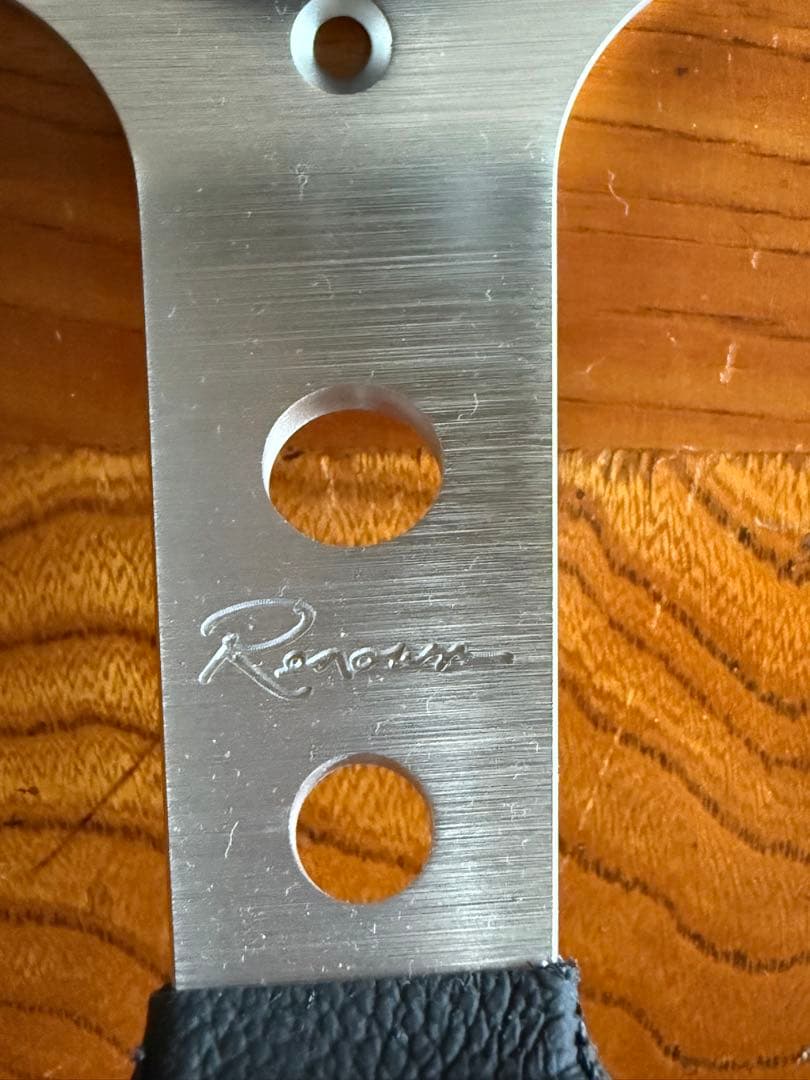 Renown レナウン　ステアリングホイール 3スポーク　33φ